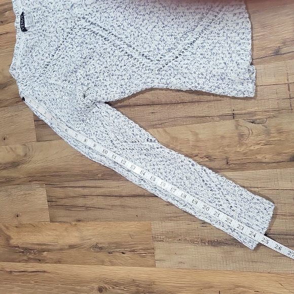 VENUS Blue White Boat Neck Open Weave Sweater - Picture 9 of 12